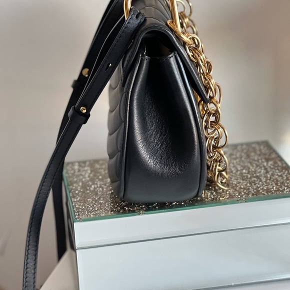 Chloe drew - Picture 3 of 7